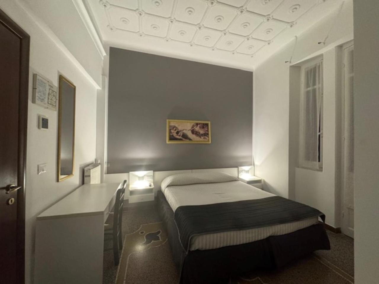 Hotel Ristorante Milton Varazze Buitenkant foto