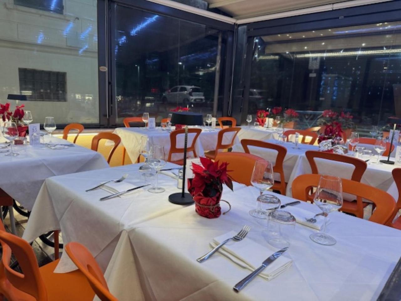 Hotel Ristorante Milton Varazze Buitenkant foto