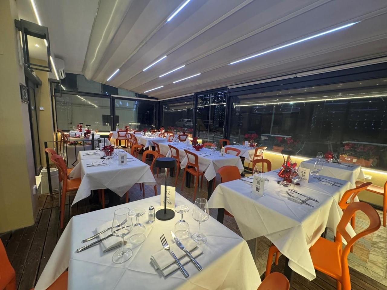 Hotel Ristorante Milton Varazze Buitenkant foto