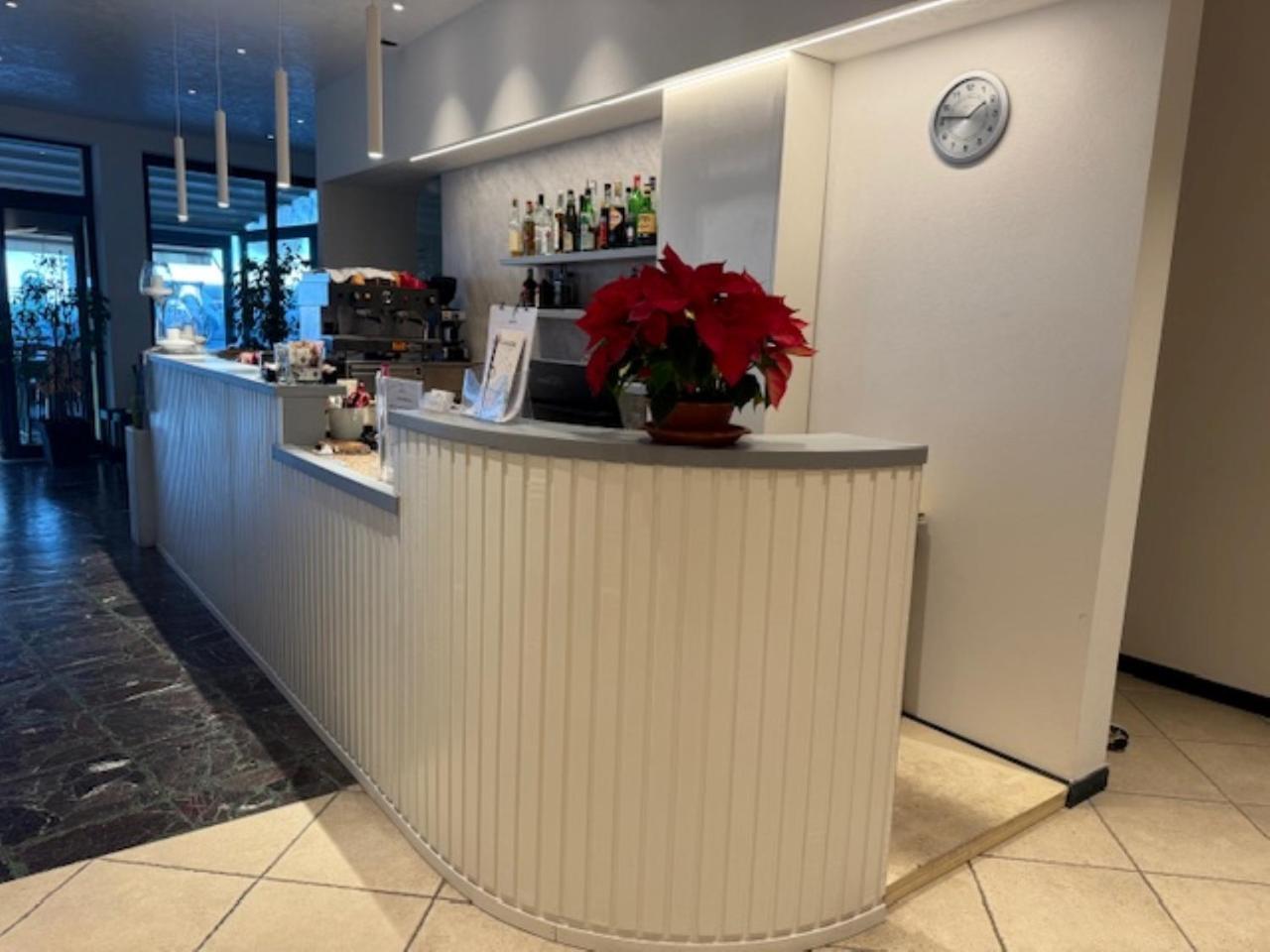 Hotel Ristorante Milton Varazze Buitenkant foto