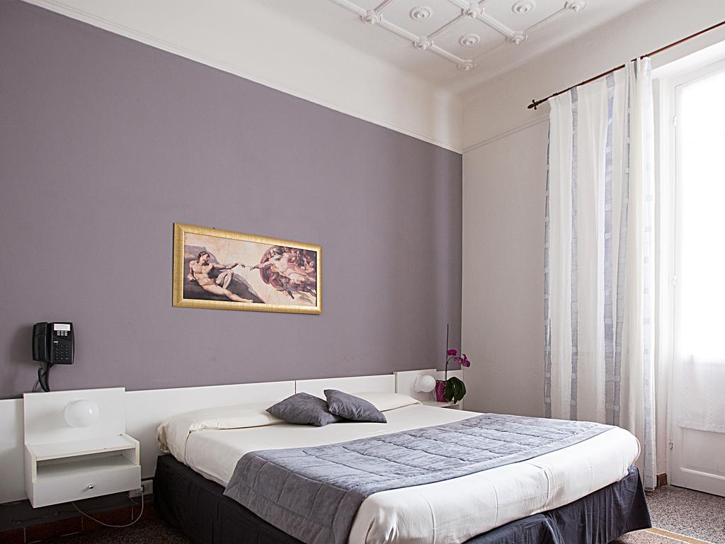 Hotel Ristorante Milton Varazze Buitenkant foto