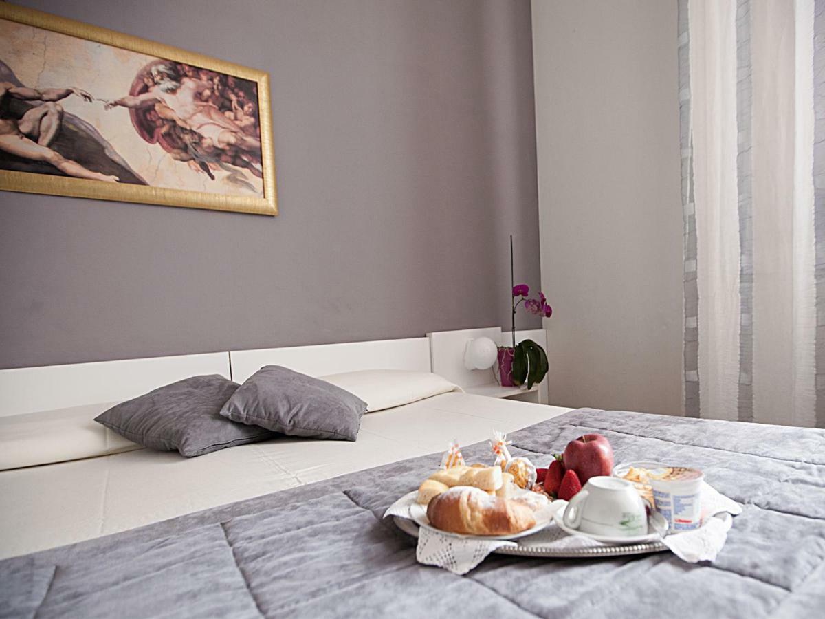 Hotel Ristorante Milton Varazze Buitenkant foto